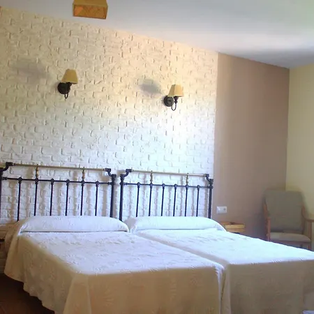 La Flor Del Naranjo Holiday home Cadalso